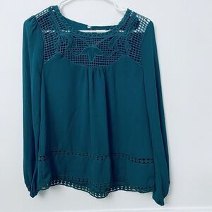 NWT Stitch Fix Skies Are Blue Avanti Crochet Detail Top Dark Green Popover XS